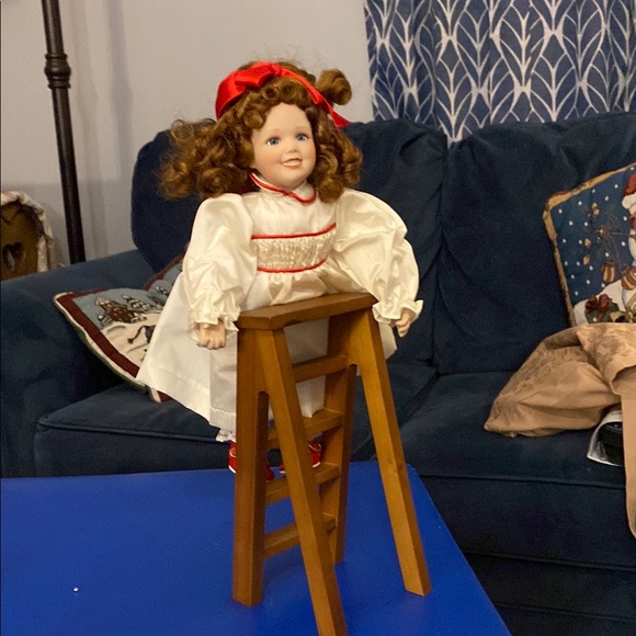 “Melissa”PorcelainDoll The Ashton-Drake Galleries Decorating The Tree’96 no Star - Picture 1 of 11